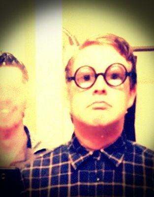 marshallsquares's profile picture. Hi I'm Marshall. And I have facial hair.