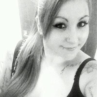 just an ordinary girl from England supporting my fav band @hellocleve who are amazing