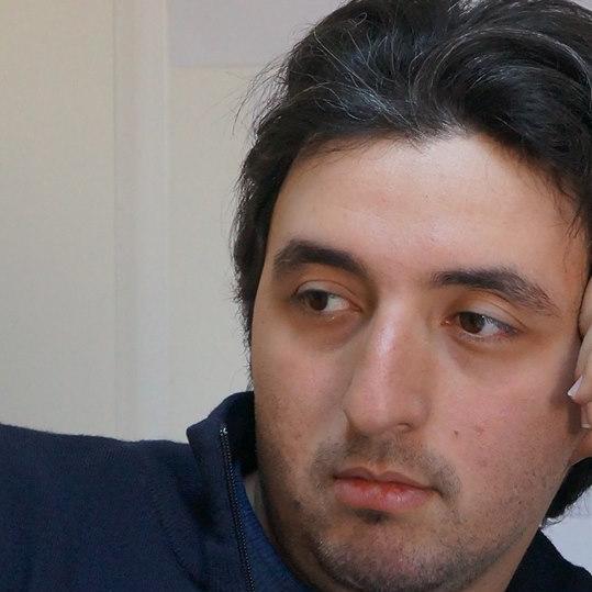 hümanist, insan delisi, biraz inşaatçı biraz mühendis