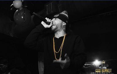 dcworldcrf's profile picture. im tryna see dubai money