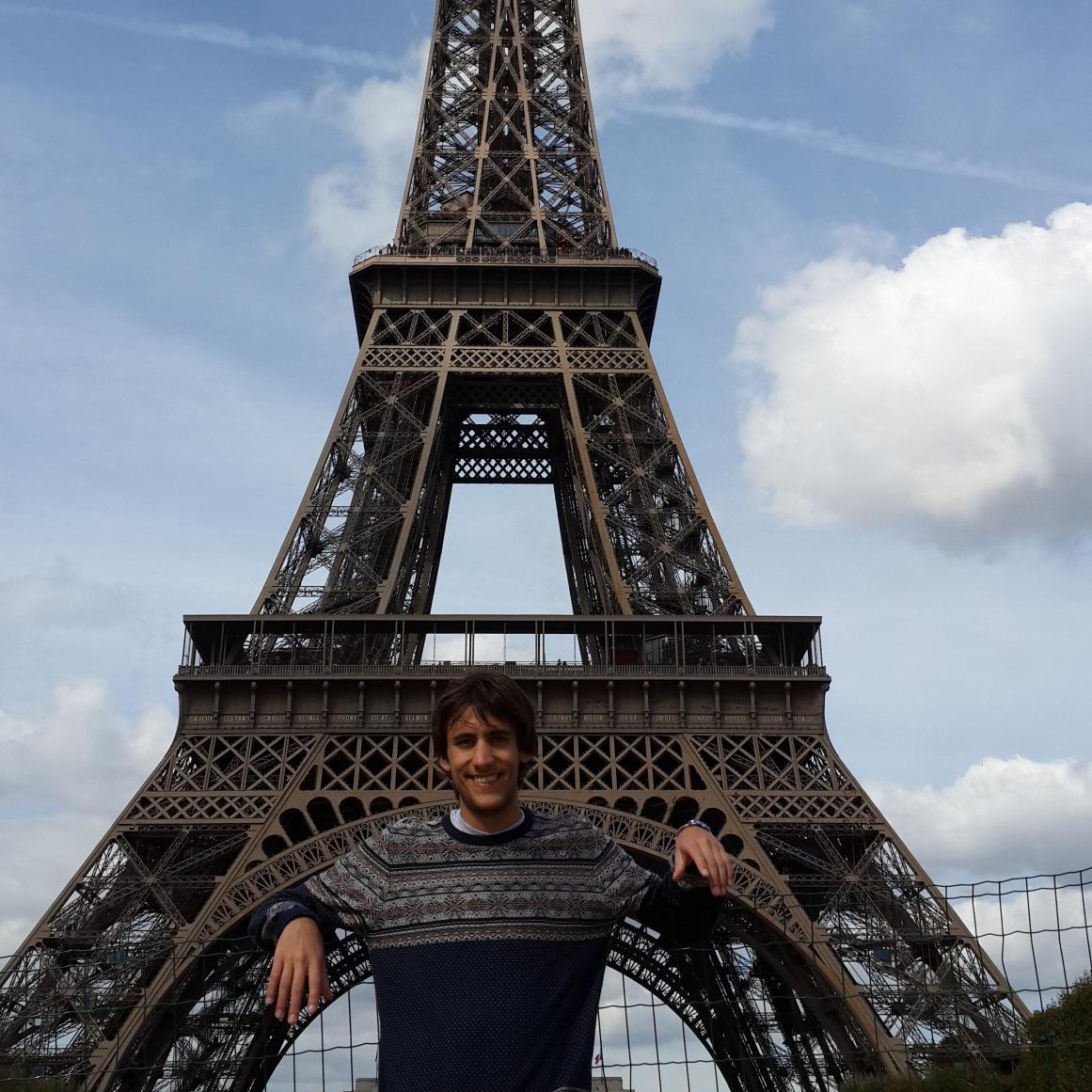 agustinwalter's profile picture. Profesor Nacional de Ed. Física
Director Técnico del Club de Día María Rosa Mística de Pilar 
Hincha de San Lorenzo de Almagro