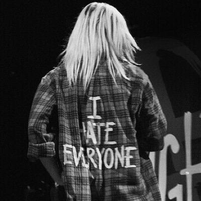 pizza addict//music addict literally//nature is my speciality//im addicted to everything that makes me happy//