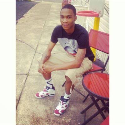 Follow my new twitter , Rest in paradise Kelmyne .. & Rest in paradise Skinoo
