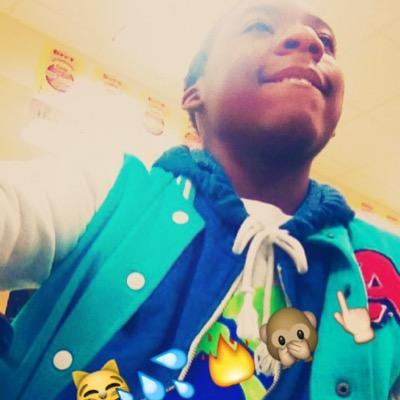 track runner , single but not looking  , tay that man , kik : metheboss67