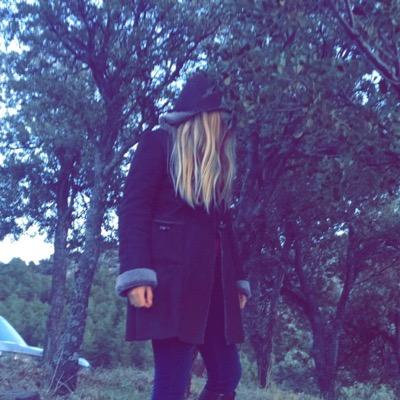 Instagram. @MARIA141221 -No hay nada imposible porque los sueños de ayer son las esperanzas de hoy y pueden convertirse en realidad mañana-