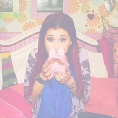 agbxlayouts's profile picture. • ☾retweet if you want any of the layouts or lockscreens☽ • @buteragrande93 & @agbfantasy