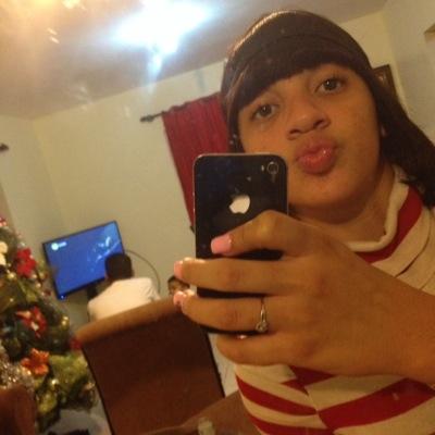 a una cabrona no le gana quien quiere sino quien puede' pero tu querida ni queriendo podras awww por eso soy #cabronitaOFICIAL☺️