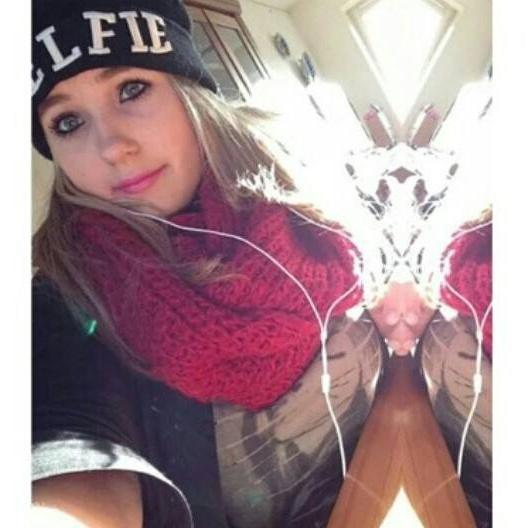 Geniet van het leven niets is voor altijd ♥ Vallen en opstaan, knokken en door gaan ♥ I don't forget you ! ♥ 13-07-14 †