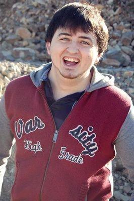 MessihasWTF's profile picture. Técnico en sistemas microinformáticos y redes
Gamer
Estudiante de programación
Amante de las peliculas