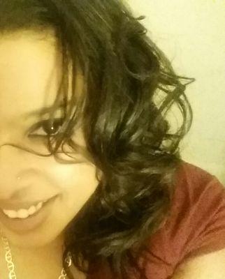 EyeLoveYounique's profile picture. http://t.co/9rqAk1kMuw