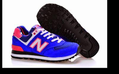 Modas y réplica vende zapatillas, sudaderas, ropa de mujer, hombre etc. Si te interesa algo te dejo mi WhatsApp .
