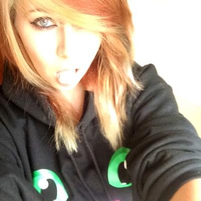 izzayyJaner's profile picture. Blonde, 2 Tattoos, stretched ears, smoker, gamer, Xbox live: LANER JANER, PSN: LANER_JANER, Taken 3 Josh Brett 16.10.2014 3