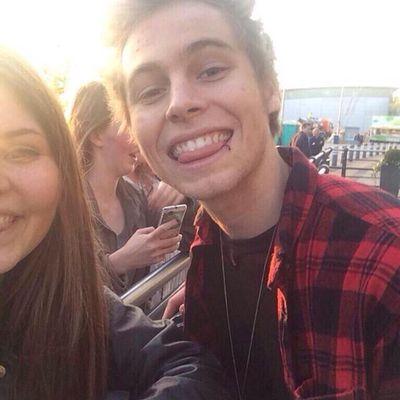 Free follow for like NEW page on facebook about Luke Hemmings https://t.co/EbOUBSfGt5