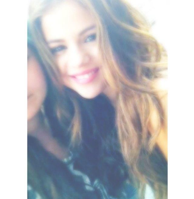xjdbsollg Profile Picture