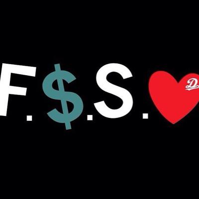 yotoodles's profile picture. 