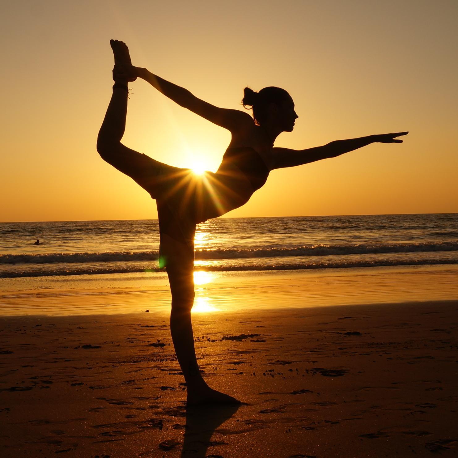 AcroYoga - Antigravity Yoga