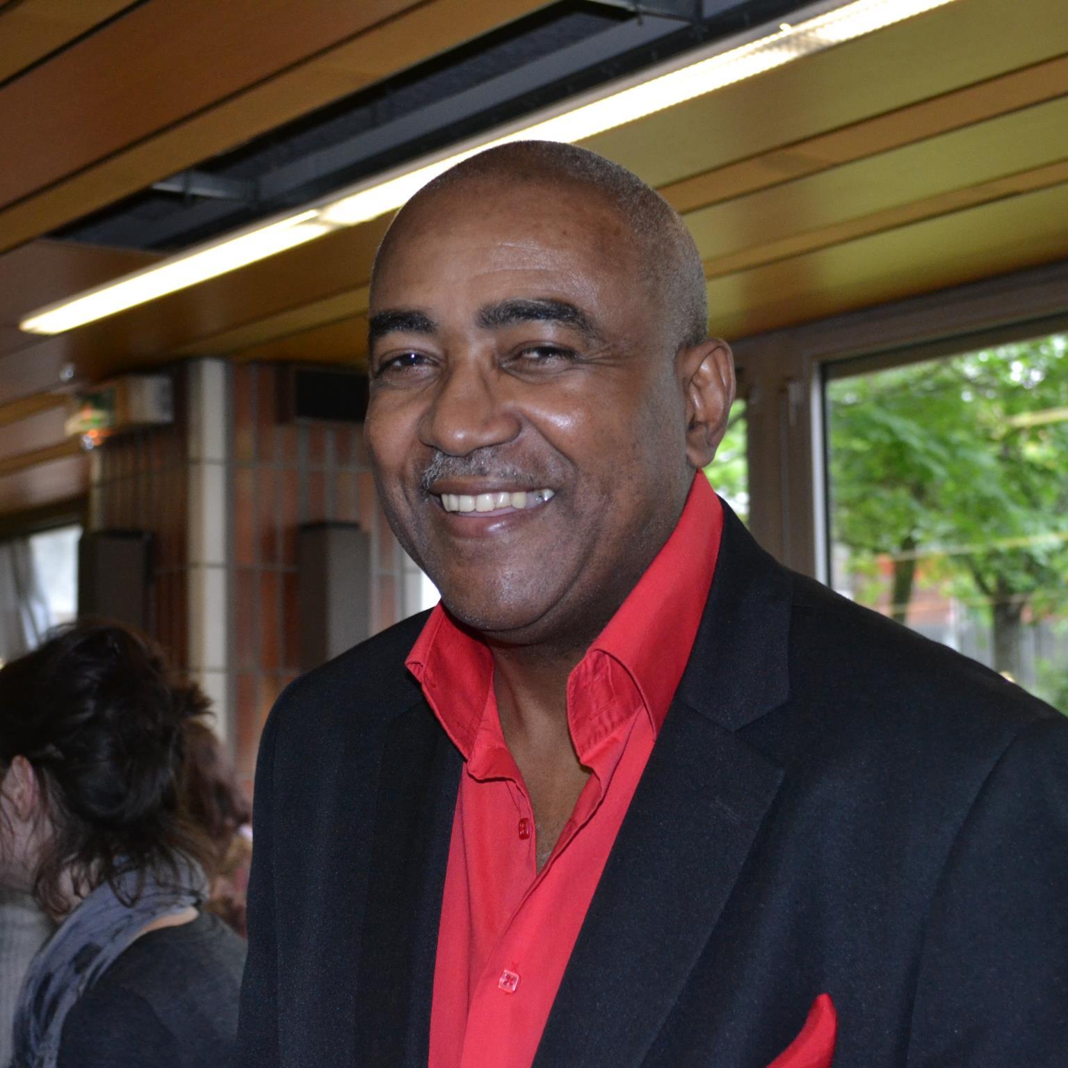 oukadisa's profile picture. 