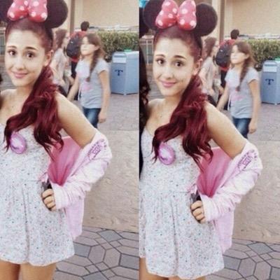 @arianagrande