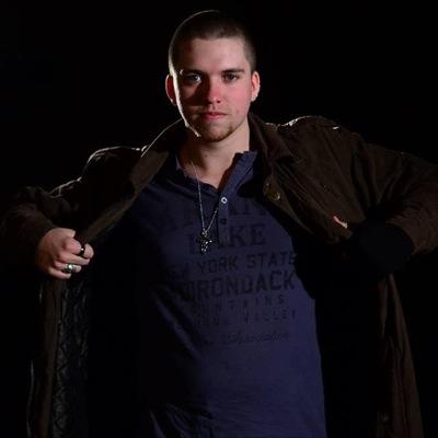 Australian trophy hunter and Twitch Affiliate.