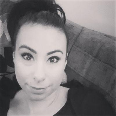 works at a London out of home ad agency. Loves to eat, drink and eat some more. Avid boxset lover
