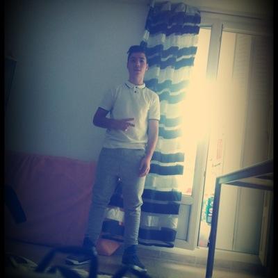 YunaarJZ's profile picture. My name is Jordan. I ´m a French player on Call of Duty. I'm F/A PS3 for more information add: YunaarJZ-