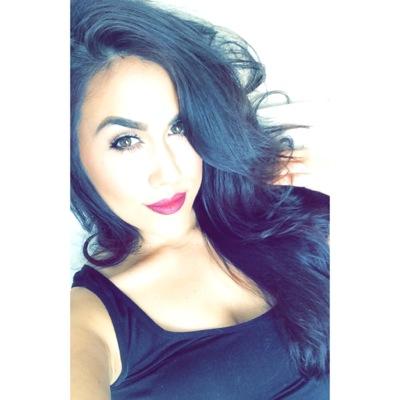 God FIRST Entrepeneur Makeup Artist Younique Presenter