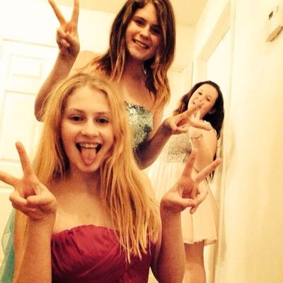 Follow me i follow back and matt,cam wanna be besties!! Fav TV Show is PLL , Plz Follow My Beth Account Its @bethayOMG