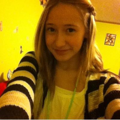 Basketball is my game, Gymnastics is my best, Dance is my chance, 6th Grade!! SMS!! MY MOST FAVORITE COLOR FOREVER IS LIME GREEN!!