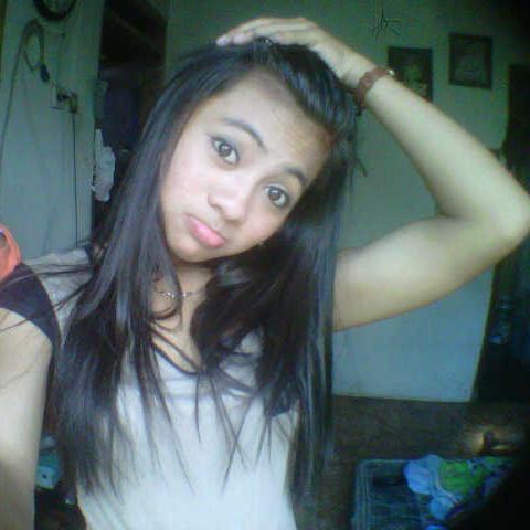 :* i'm Berlian Exabilla | Pharmateutical Industry Theresiana Vocational High School |  follback .. just mentions :) | relationship with *Kristian Dwi Saputra*