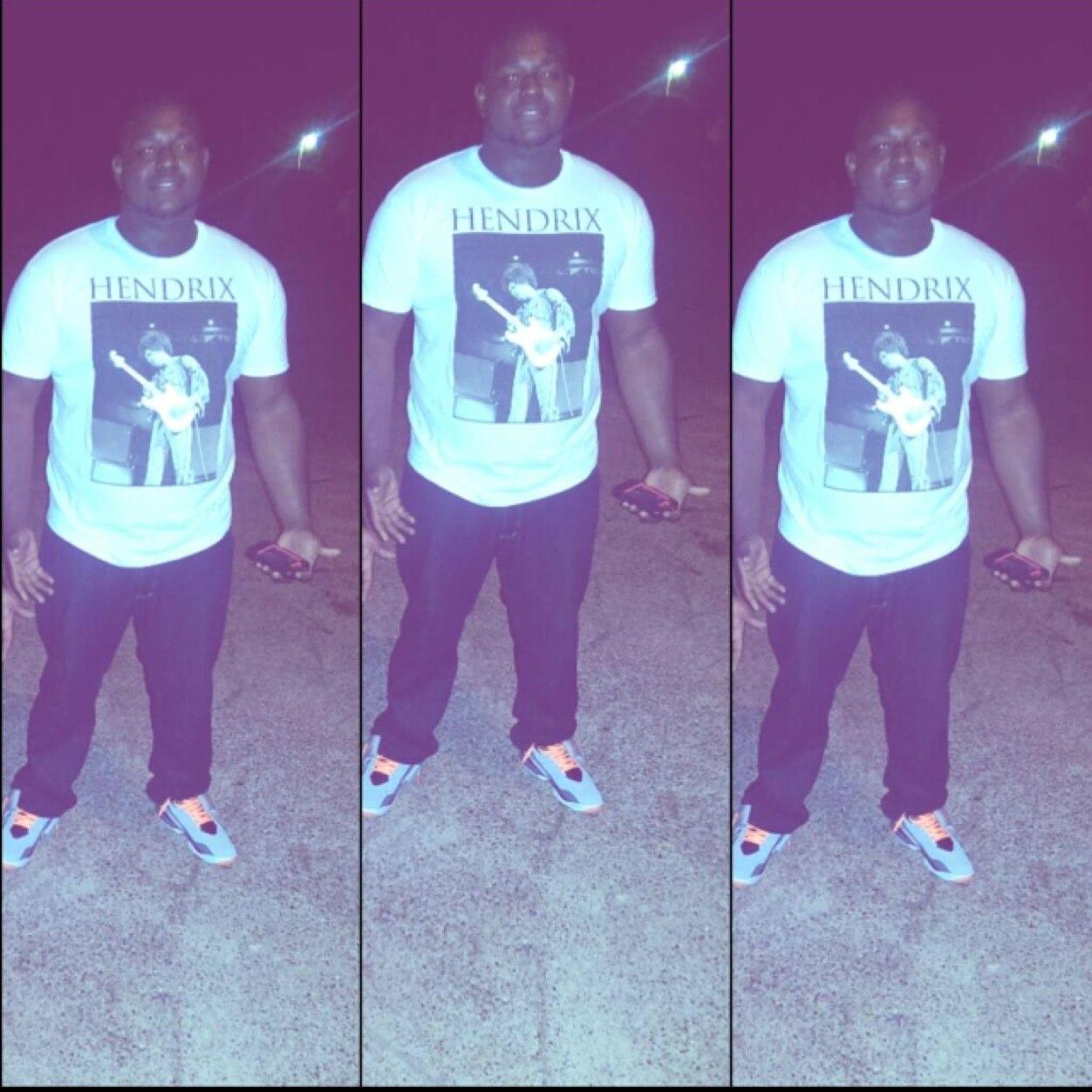 Manish_af's profile picture. Tweeting words of wisdom✏️... Got to grind to impress myself... #BroncoNation... My anchor @DesireeDaija