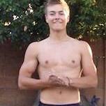 I'm one of 6  kids  same birth of @MasterAndrewP and @AleclovesMorris