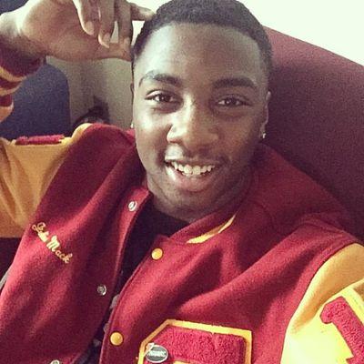 R.I.P Jared hotboii Huggins I love you and I miss you FAM just keep thuggin in peace /Mani