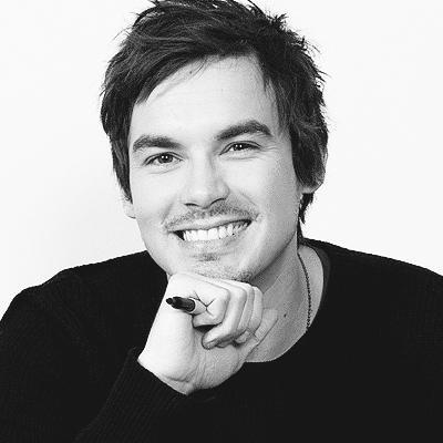 Tyler Blackburn Network is a fan twitter dedicated to the talented @TylerJBlackburn. I am NOT Tyler.