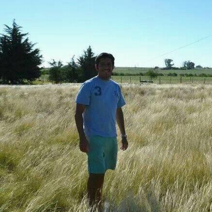 Ing Agr. Pasturologo me dijo un paisano. Papá de Estanislao y Joaquin. Parte de un gran equipo, GENTOS.