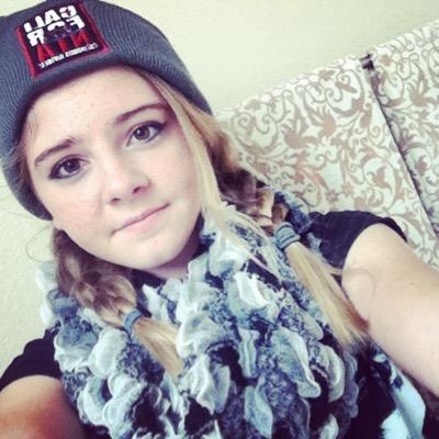 OfficialAlexisP's profile picture. ✌️5sos✌️⚓️1D⚓️
 Sacramento,California Bayside