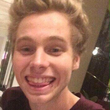 hi cutie, go follow @deepthroatmuke and ask for a follow back