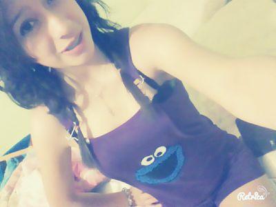 Soy una chava que odia las compras pero me encanta la electrónica y divertirme ♡♡