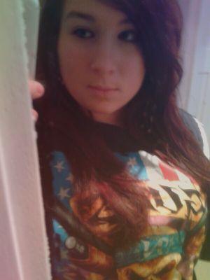 I have a massive love for gaming, specifically xbox one! Be sure to check out my twitch and watch me stream! 'xKARNAGE KITTYx' big lover of rock/metal music! :)