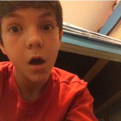 everyone follow me i am awsome