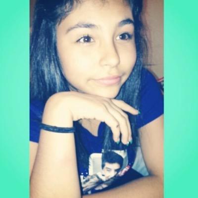 HopeSaldana's profile picture. AHMS| 1/4 of dani follow and I'll follow back