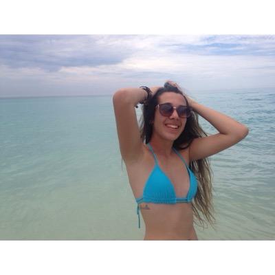 Instagram: brendacorreia