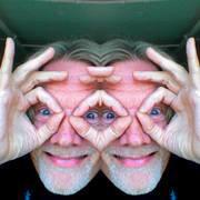 Pro photographer, artist and multidimensional nondenominational hedonist seeking friends and professional contacts in PDX.
