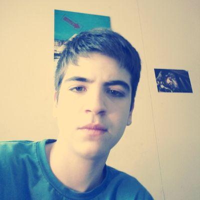 En esta pagina hay de todo:        Skate,Comunidad,Videojuegos, Tecnologia ,Marcas, musica, internet,cine,varias cosas más,ETC. de todo. http://t.co/1nSmL1YUHp