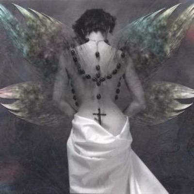 marides2's profile picture. Quod me Nutrit,Me Destruit ! I'm pretty,not beautiful,I sin,but I'm not the devil,I'm good but I'm not an angel !~Marilyn Monroe