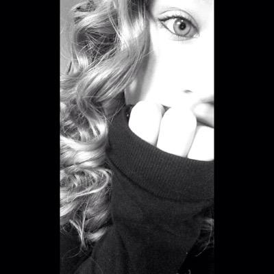 FlutterflyRenee's profile picture. | | Courtney Renee. Sophmore; class of 2017. 16 years old. | |