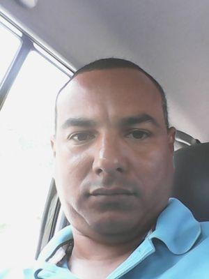 Hijo de Dios, esposo, padre y amigo
