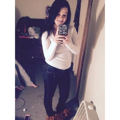 Aarastyn Jade Michael 18 Years Old . northwest High School. SENIOR . Mommy To Brylan Michal.  #single