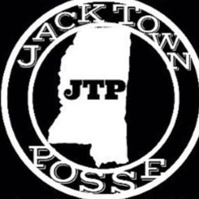 JTP FAMILY 
@jtpboss_liljohn @jtp_rellmonii
FROM JACKSON MS 
WE A TEAM ITS JTPORNUN