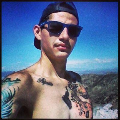 age 26 ,Ultramarathoner,Trail runner, 2:51 Marathoner, Duathlon