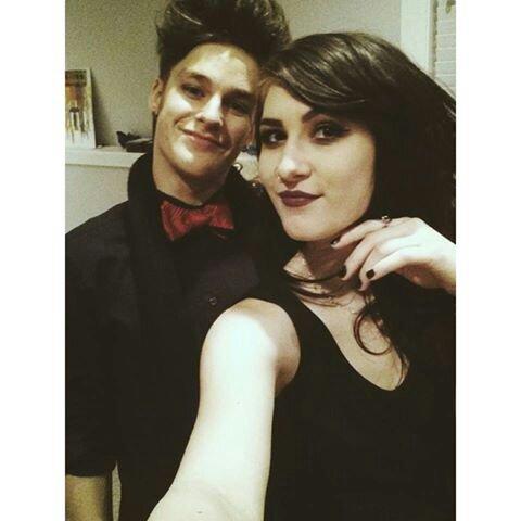 edwardmgraham's profile picture. i paint alot